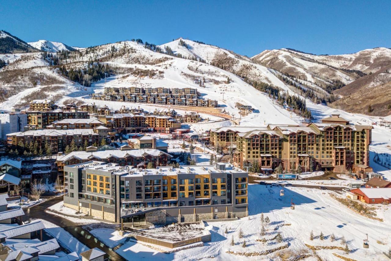 Canyons Village Park City Room photo